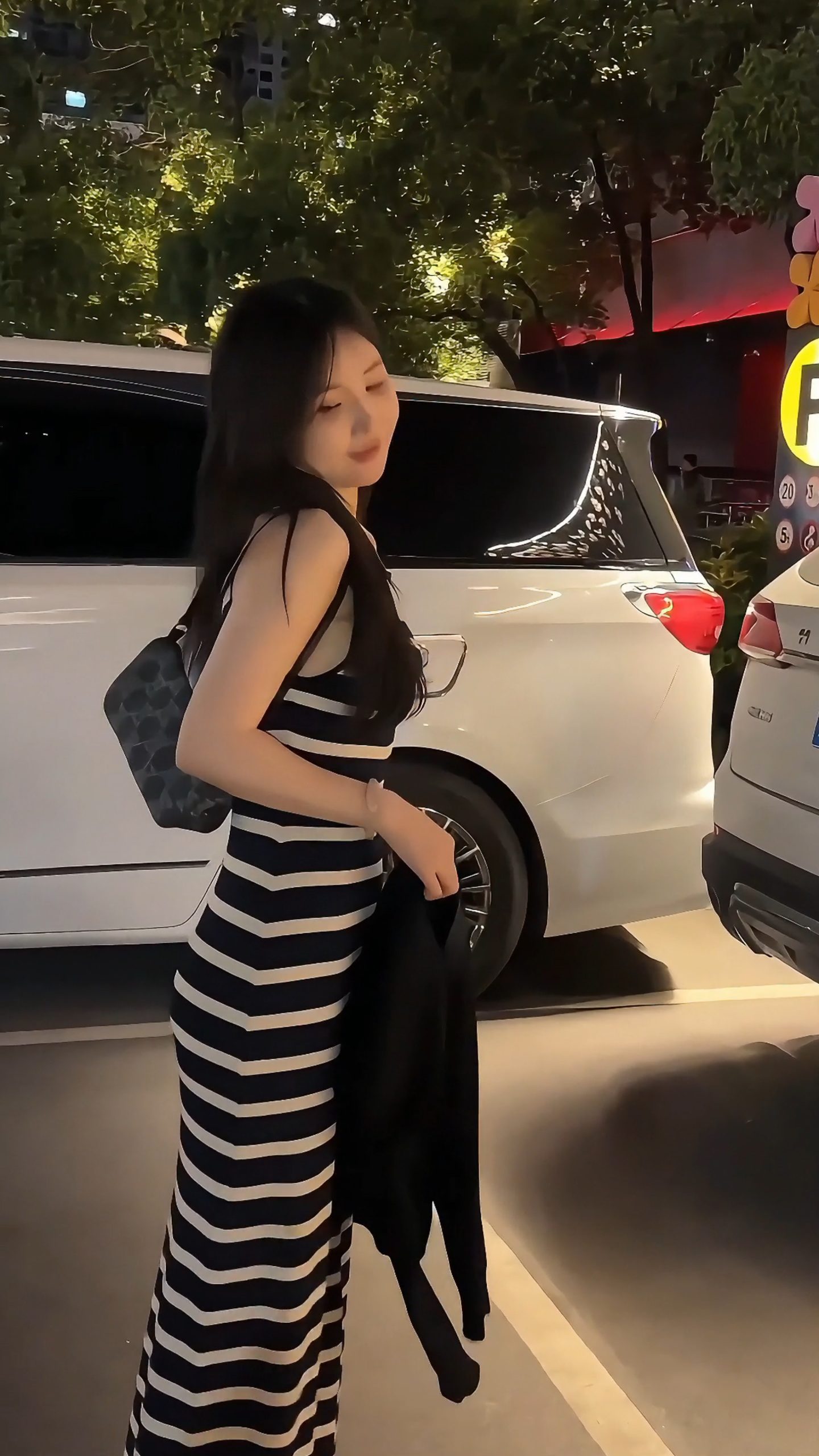 French Knit Cami Dress Women Summer New Elegant Slim Sleeveless Long Dress - Image 4