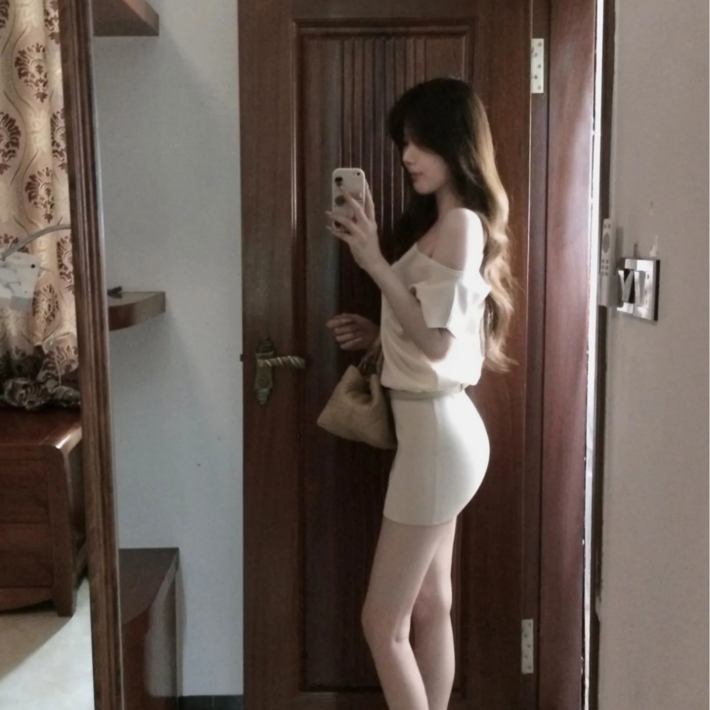 French Style White One-Shoulder Short Sleeve Knit Dress for Women Summer Bodycon Mini Dress with Belt - Image 5