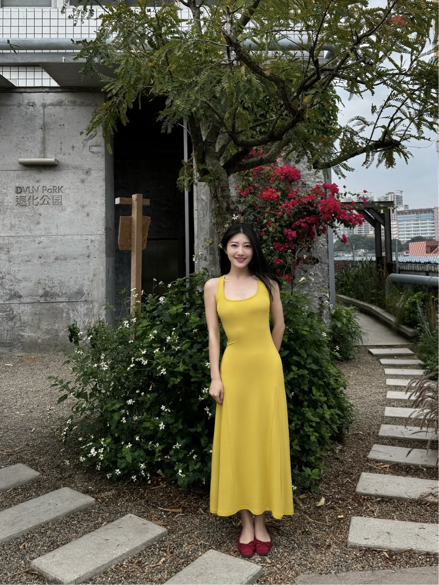 2025 French Style Yellow Cami Dress Women Summer Beach Vacation Bodycon Long Dress - Style 481bdb