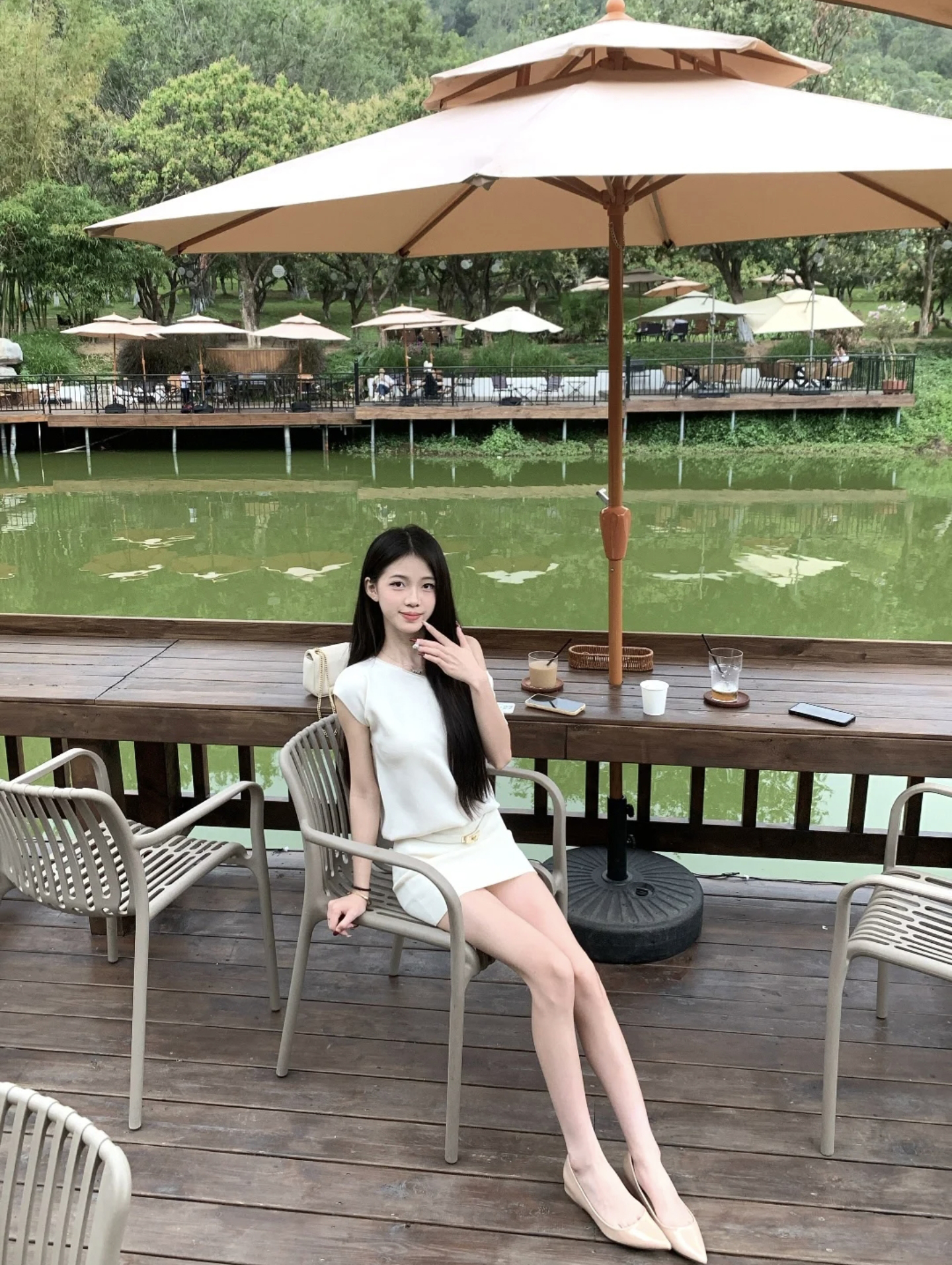 Women's White One-Shoulder Short-Sleeve Knit Dress Summer Slim Fit Bodycon Mini Dress with Belt - Image 3